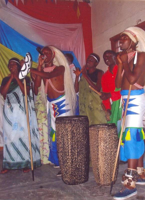 152 Feest in Rutshuru 23.10g.jpg
